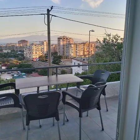 Toma's Sarandë