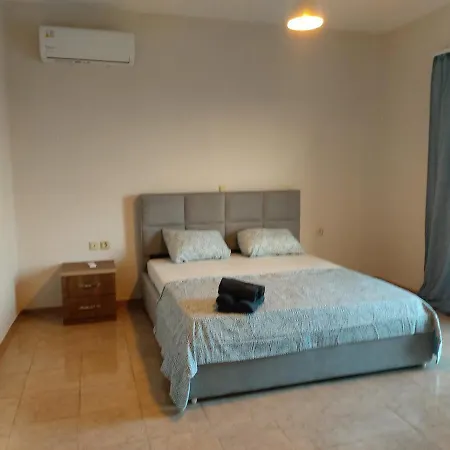 Apartment Toma's